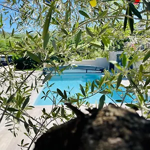  Hébergement de vacances Le Petit Chacel